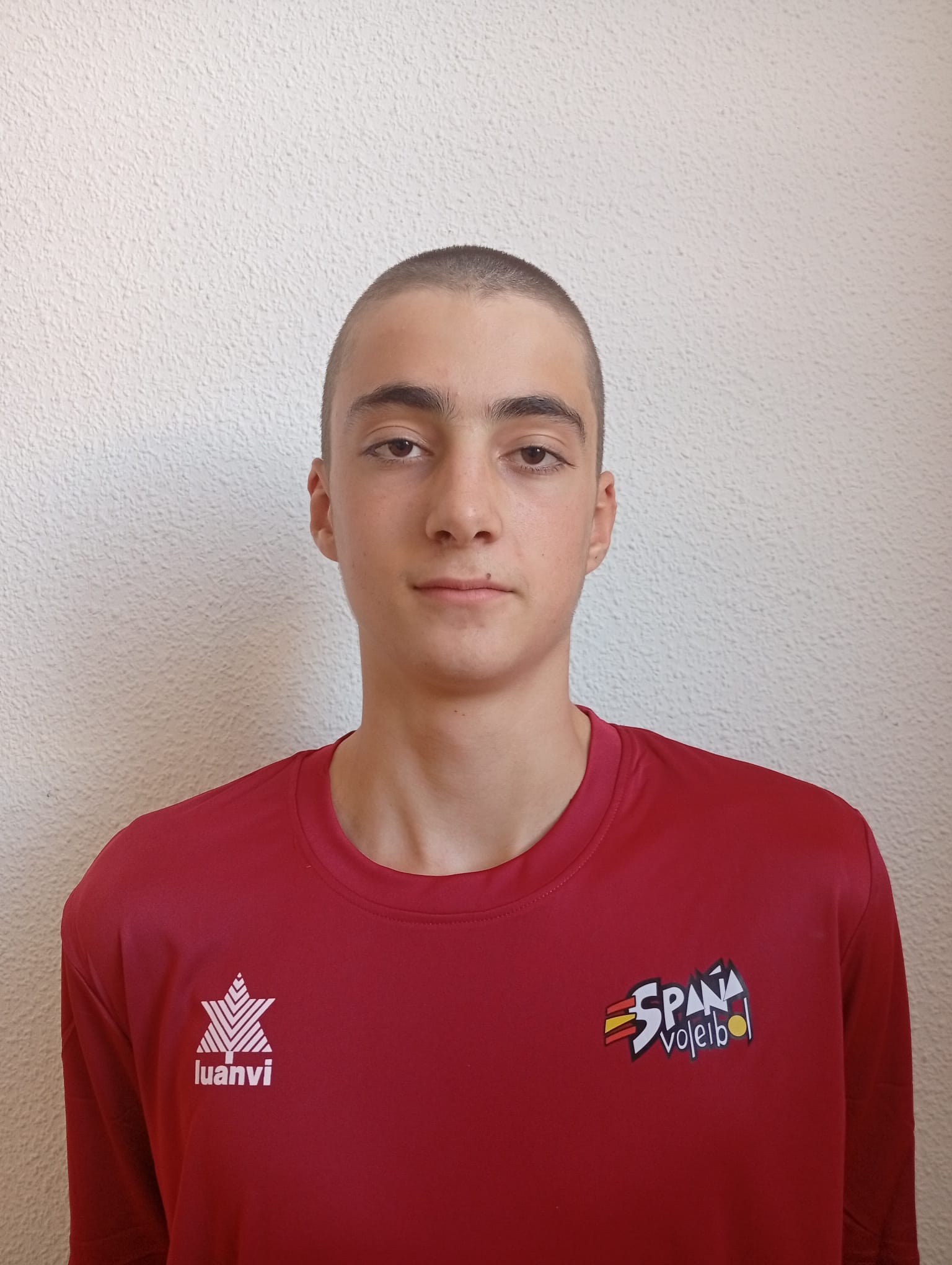 🏐 Eric de Ayala, rumbo a la concentración permanente de la RFEVB